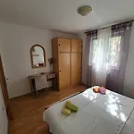 Apartment Uvodic *