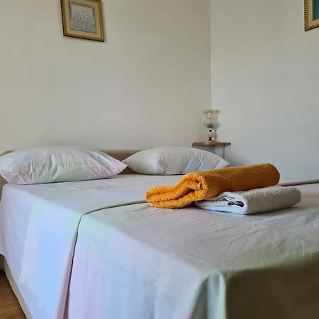 Uvodic Apartamento