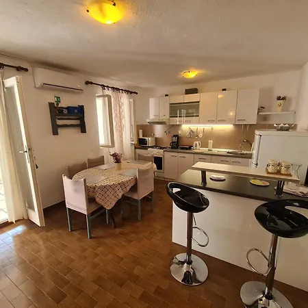 Apartamento Uvodic *